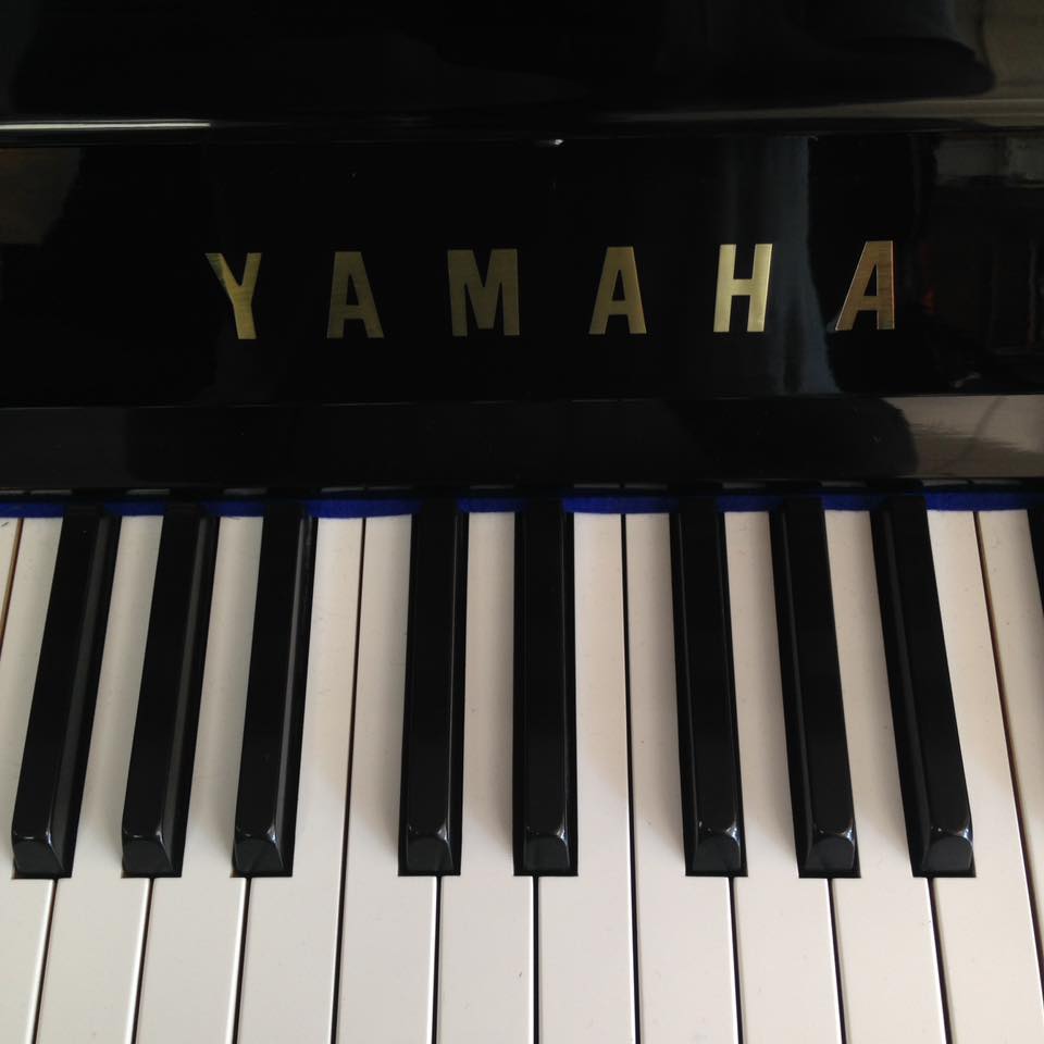YAMAHA U1 piano for sale